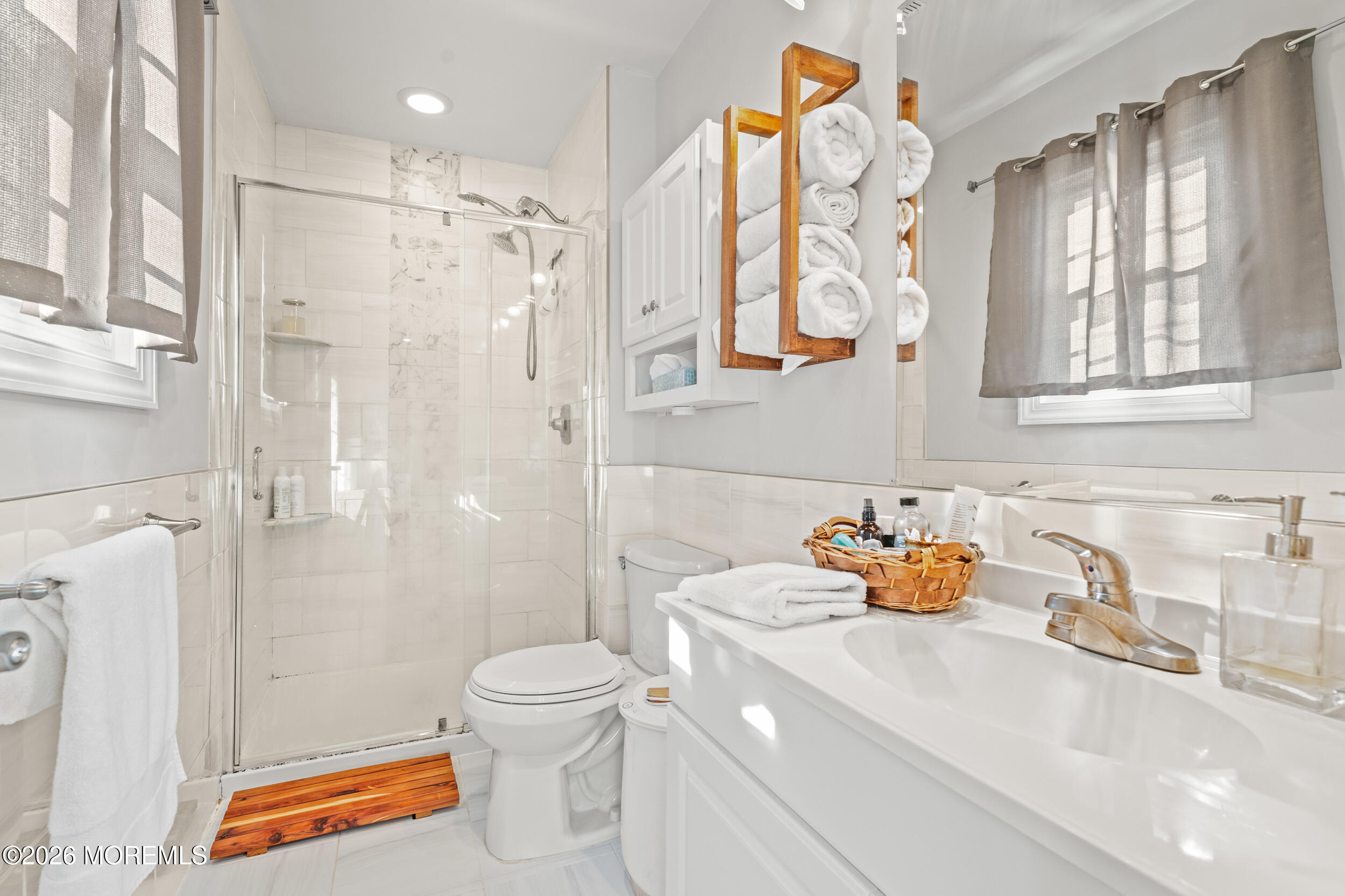 37 Starlight Road Howell NJ 07731