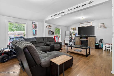 32 Brookside Drive Howell NJ 07731