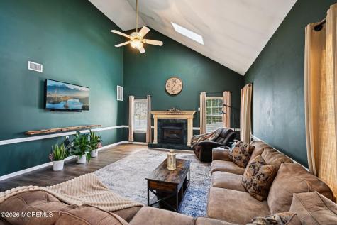 5 Forest View Drive Bayville NJ 08721