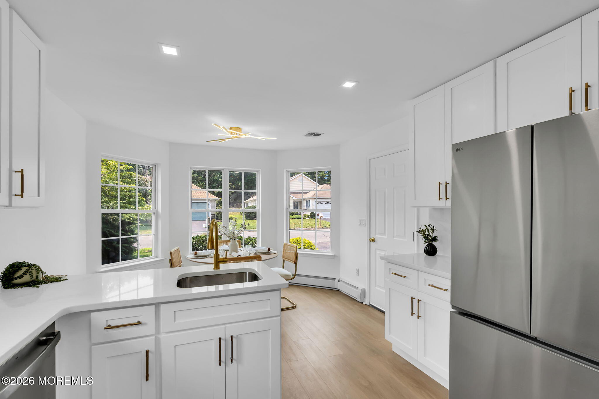 39 Strawberry Lane Lakewood NJ 08701