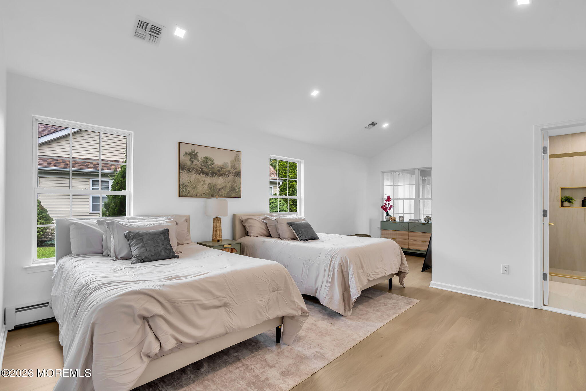 39 Strawberry Lane Lakewood NJ 08701