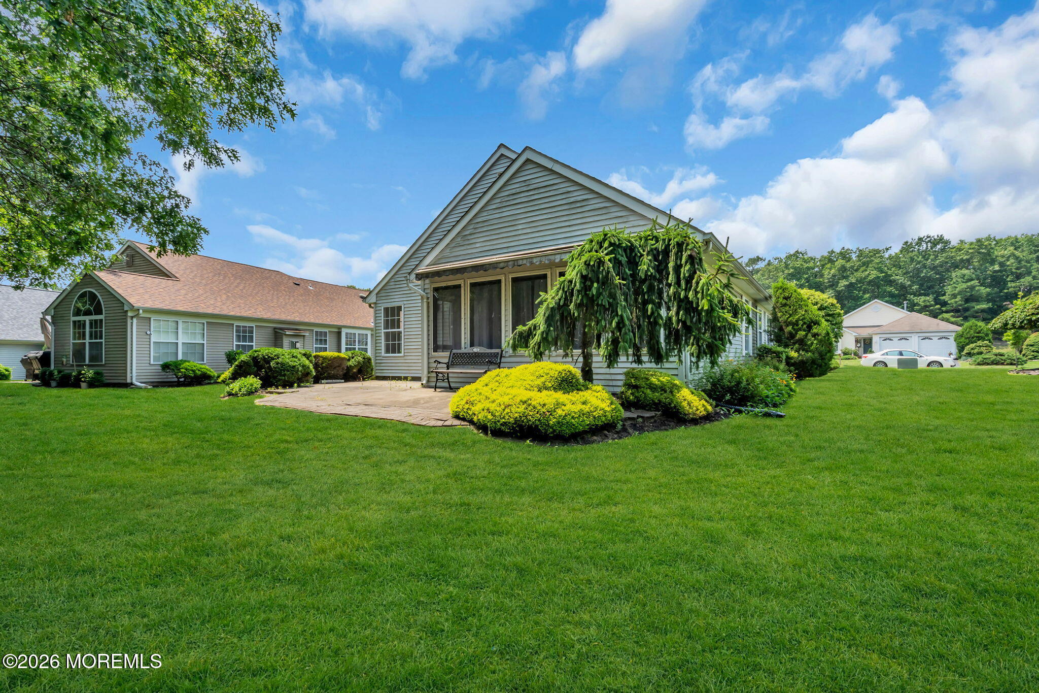 39 Strawberry Lane Lakewood NJ 08701