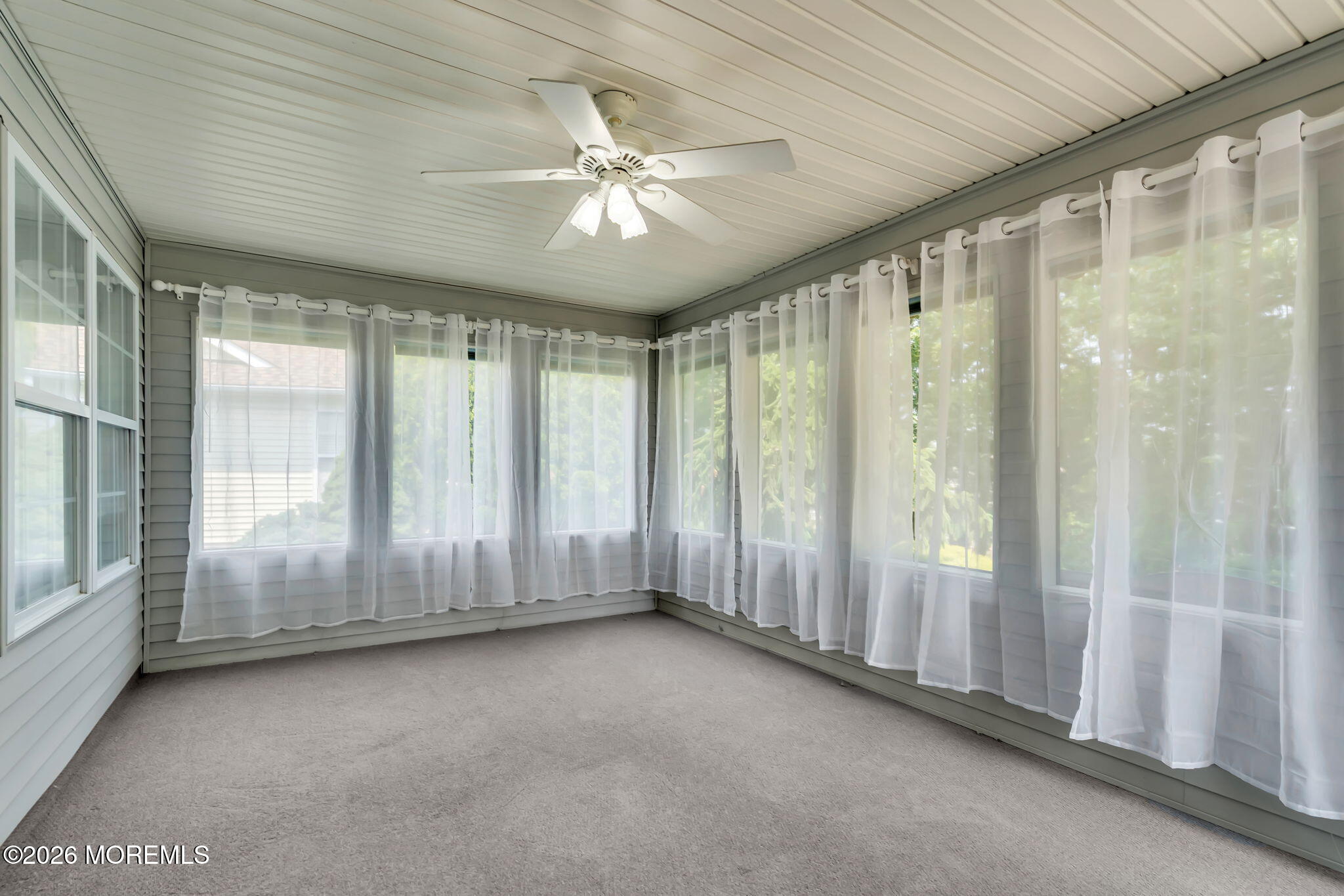 39 Strawberry Lane Lakewood NJ 08701