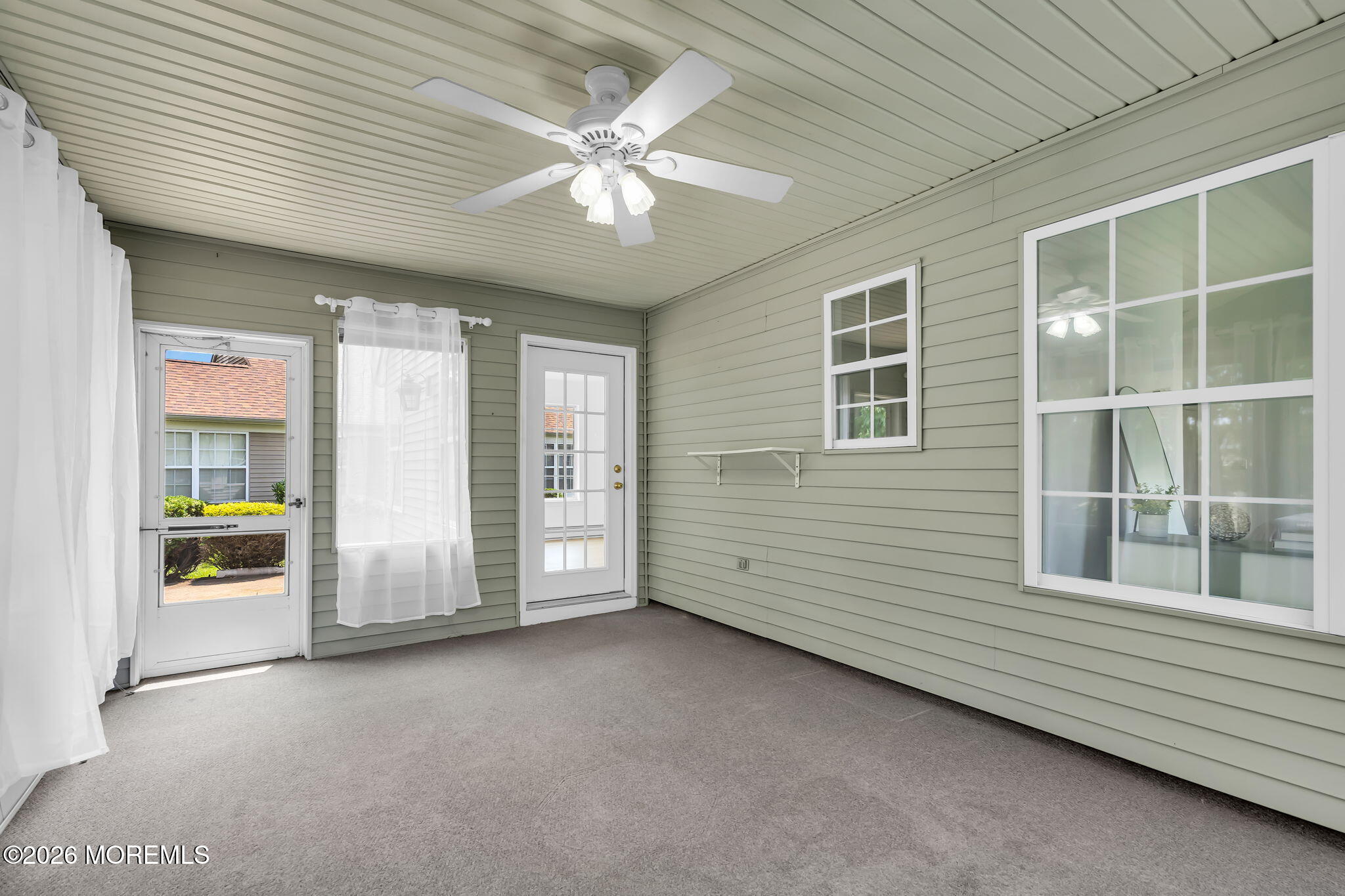 39 Strawberry Lane Lakewood NJ 08701