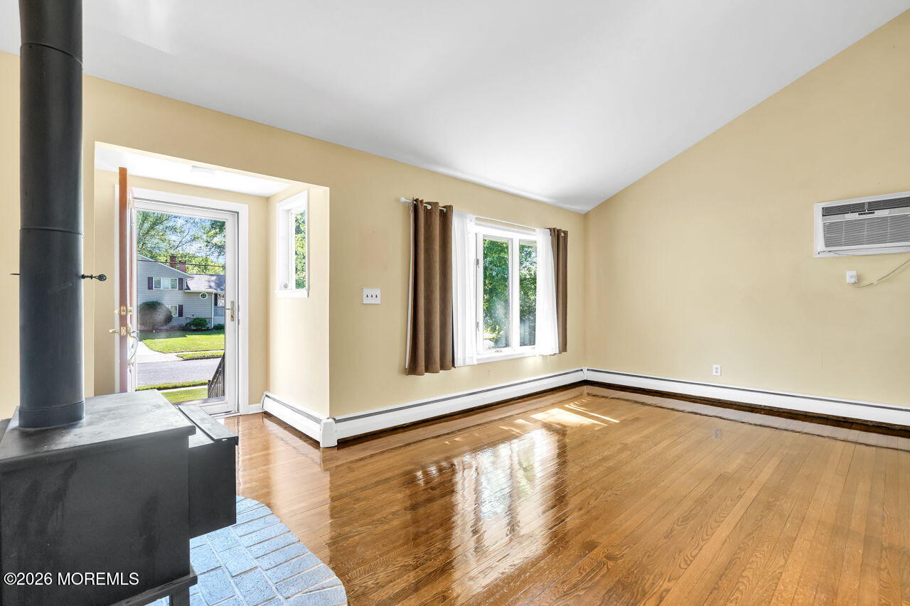 56 Stephenville Boulevard Red Bank NJ 07701