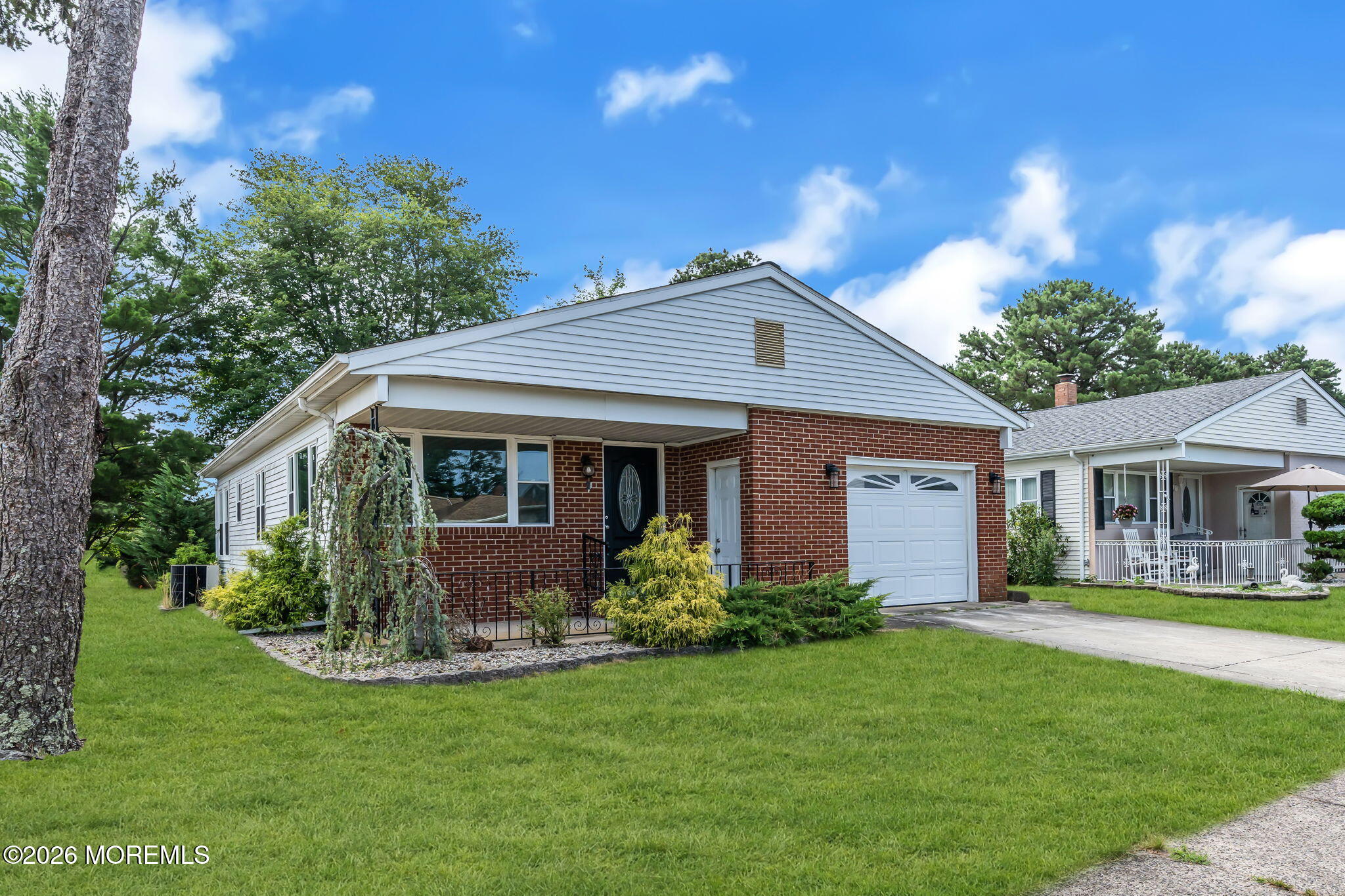 2 Ashcroft Lane Toms River NJ 08757