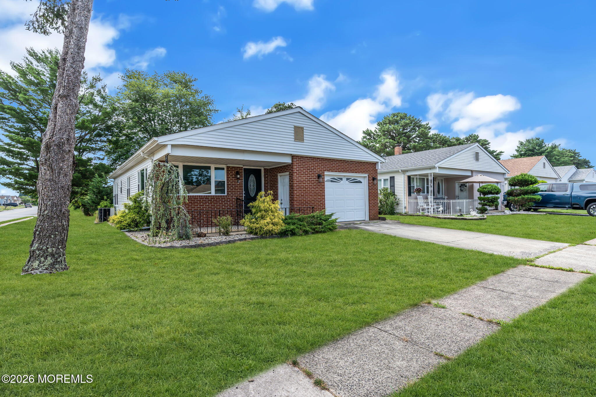 2 Ashcroft Lane Toms River NJ 08757