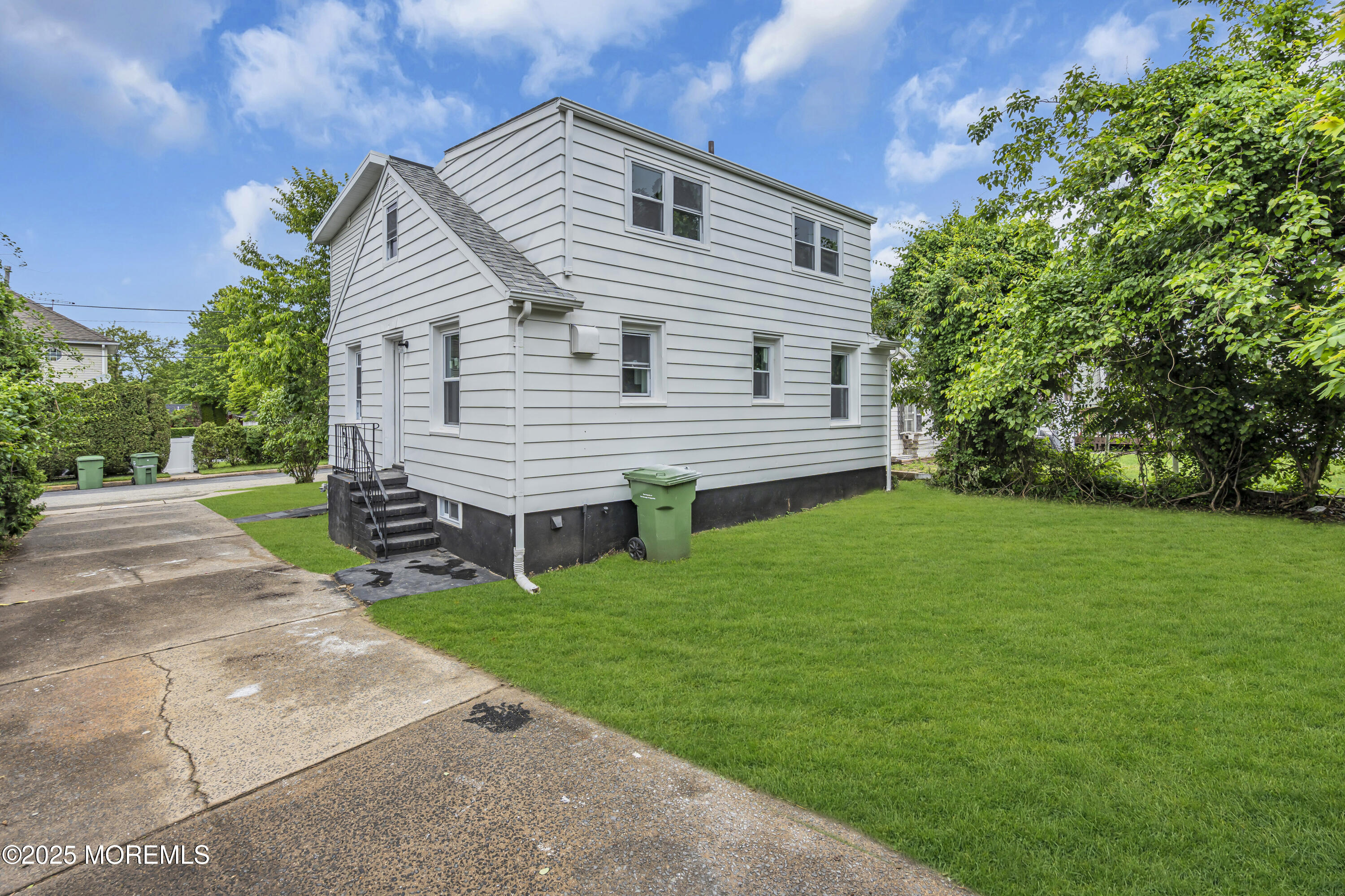 8 1st Street Sayreville NJ 08872