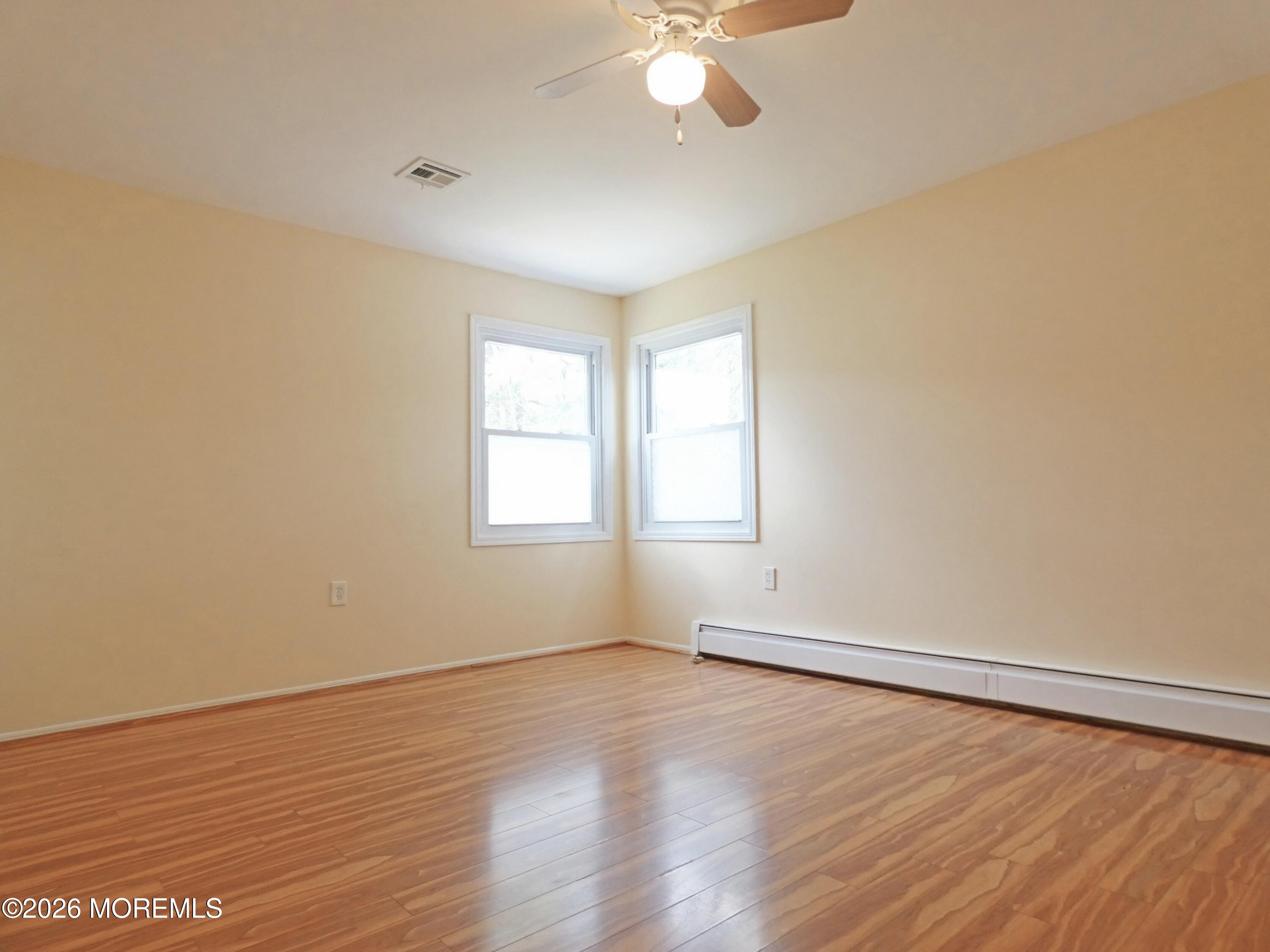 99 Selkirk Avenue Toms River NJ 08757