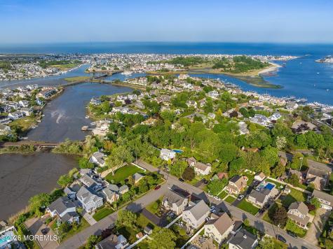 602 Homestead Road Brielle NJ 08730