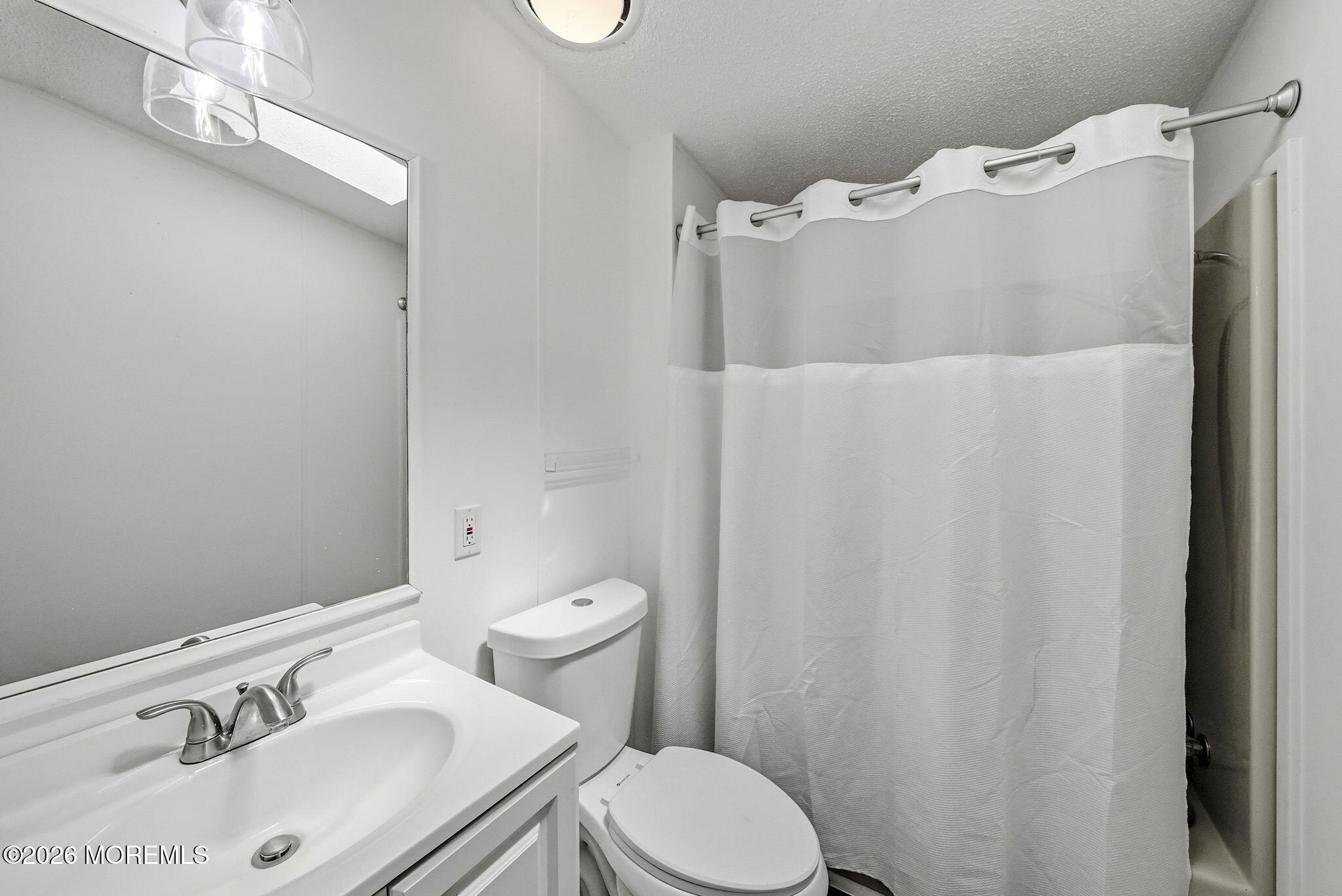 28 Bayshore Mobile Manor Hazlet NJ 07730