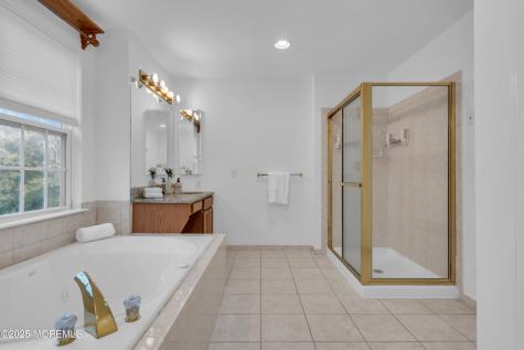 3 Knightsbridge Place Jackson NJ 08527