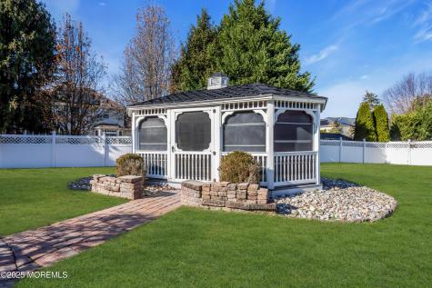 3 Knightsbridge Place Jackson NJ 08527