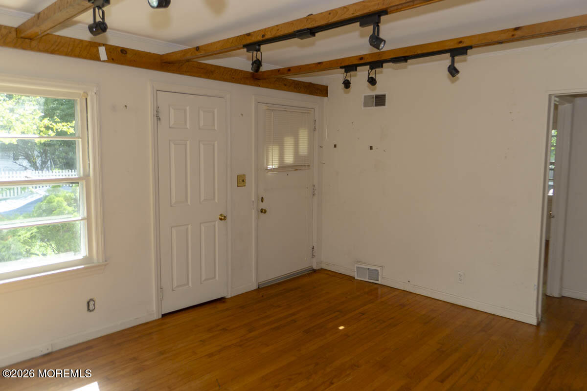 3 Coluco Place Keyport NJ 07735