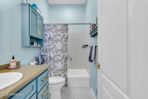 53 Silverside Road Lakewood NJ 08701