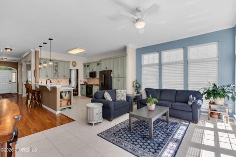 53 Silverside Road Lakewood NJ 08701