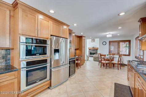 73 Windsor Drive Eatontown NJ 07724