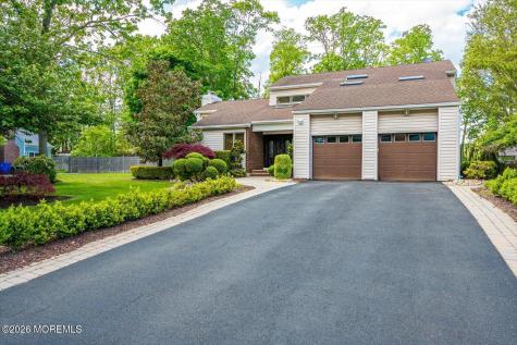 73 Windsor Drive Eatontown NJ 07724