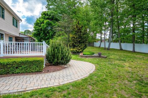 73 Windsor Drive Eatontown NJ 07724