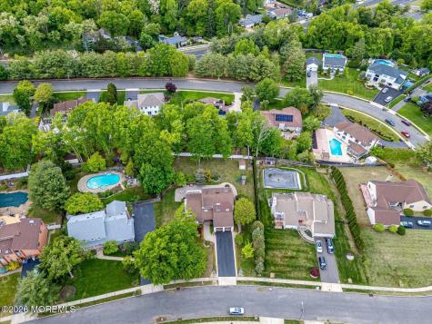 73 Windsor Drive Eatontown NJ 07724