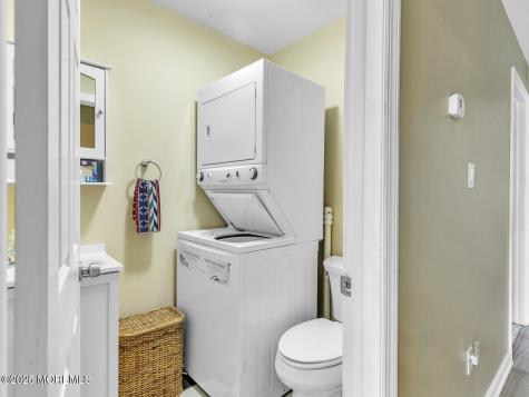18 Beacon Drive Waretown NJ 08758