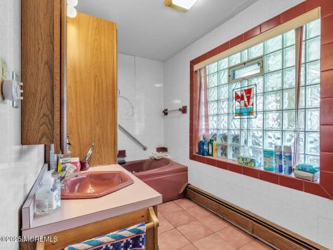 18 Beacon Drive Waretown NJ 08758