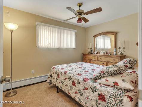 18 Beacon Drive Waretown NJ 08758