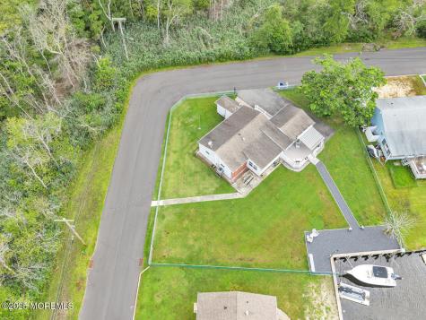 18 Beacon Drive Waretown NJ 08758