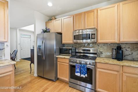5 Holly Manor Court Helmetta NJ 08828