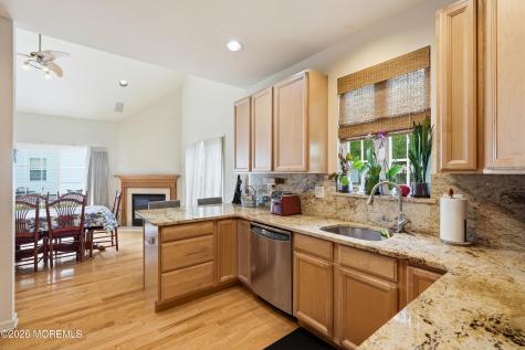 5 Holly Manor Court Helmetta NJ 08828