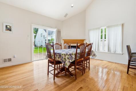 5 Holly Manor Court Helmetta NJ 08828