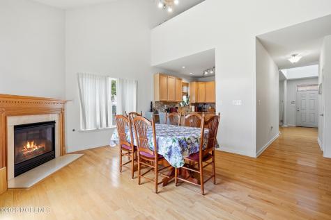 5 Holly Manor Court Helmetta NJ 08828