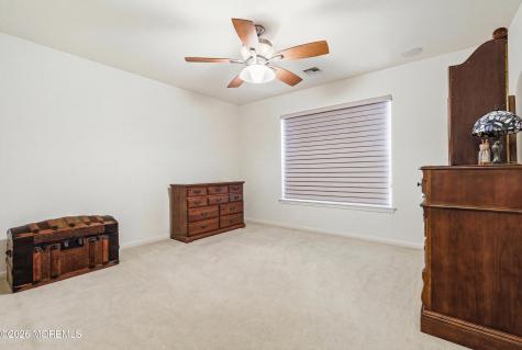 5 Holly Manor Court Helmetta NJ 08828