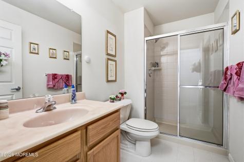 5 Holly Manor Court Helmetta NJ 08828