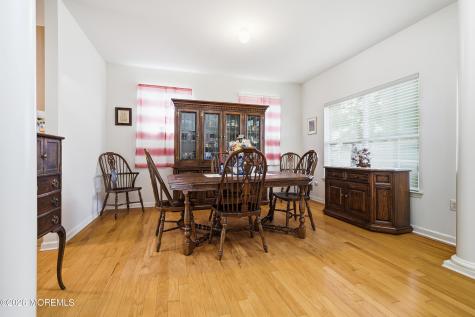 5 Holly Manor Court Helmetta NJ 08828