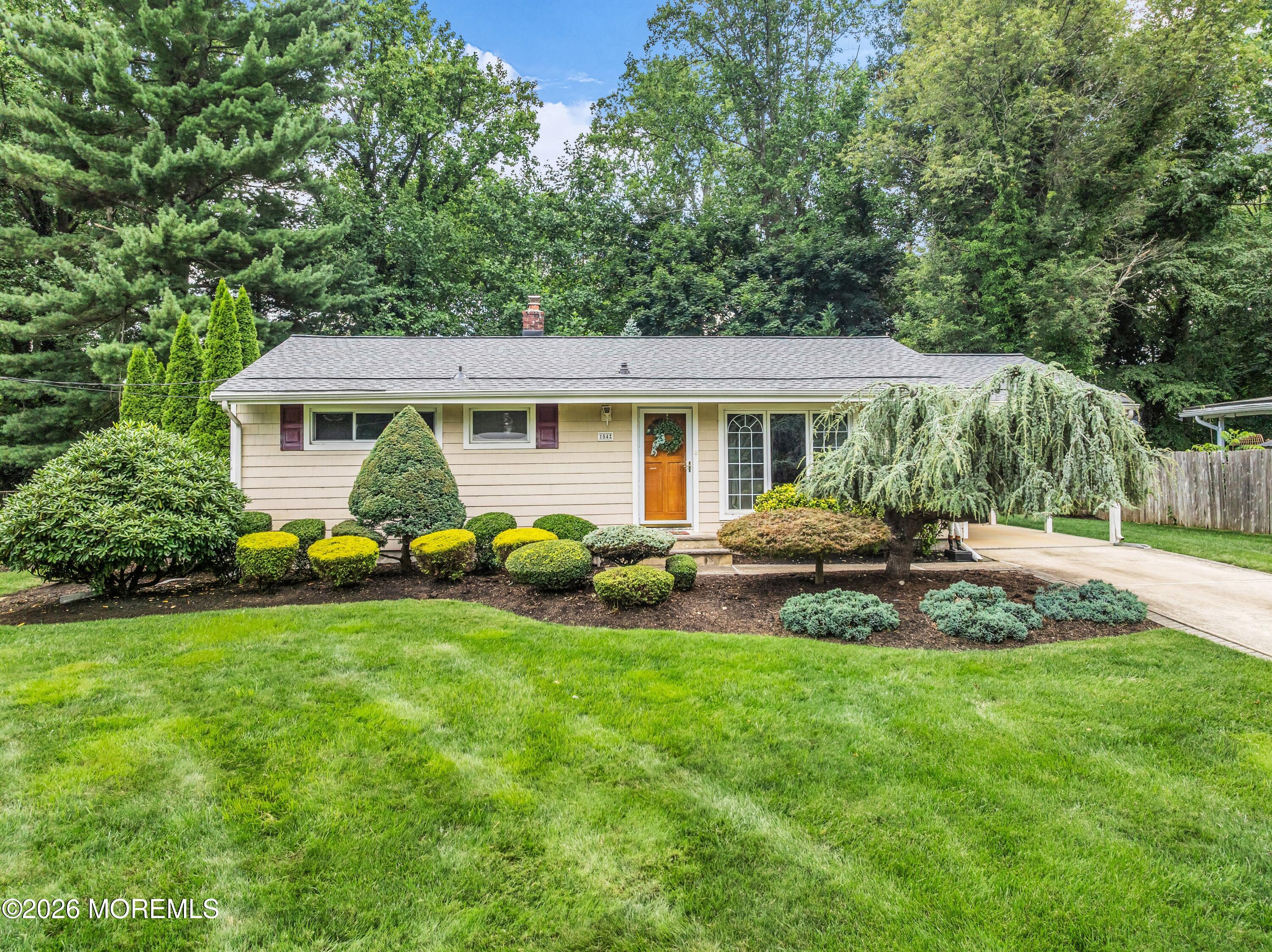 154 Parkview Terrace Lincroft NJ 07738