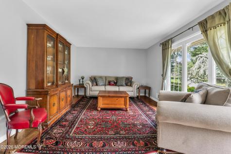 154 Parkview Terrace Lincroft NJ 07738