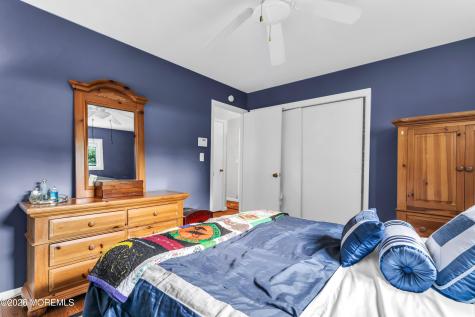 154 Parkview Terrace Lincroft NJ 07738