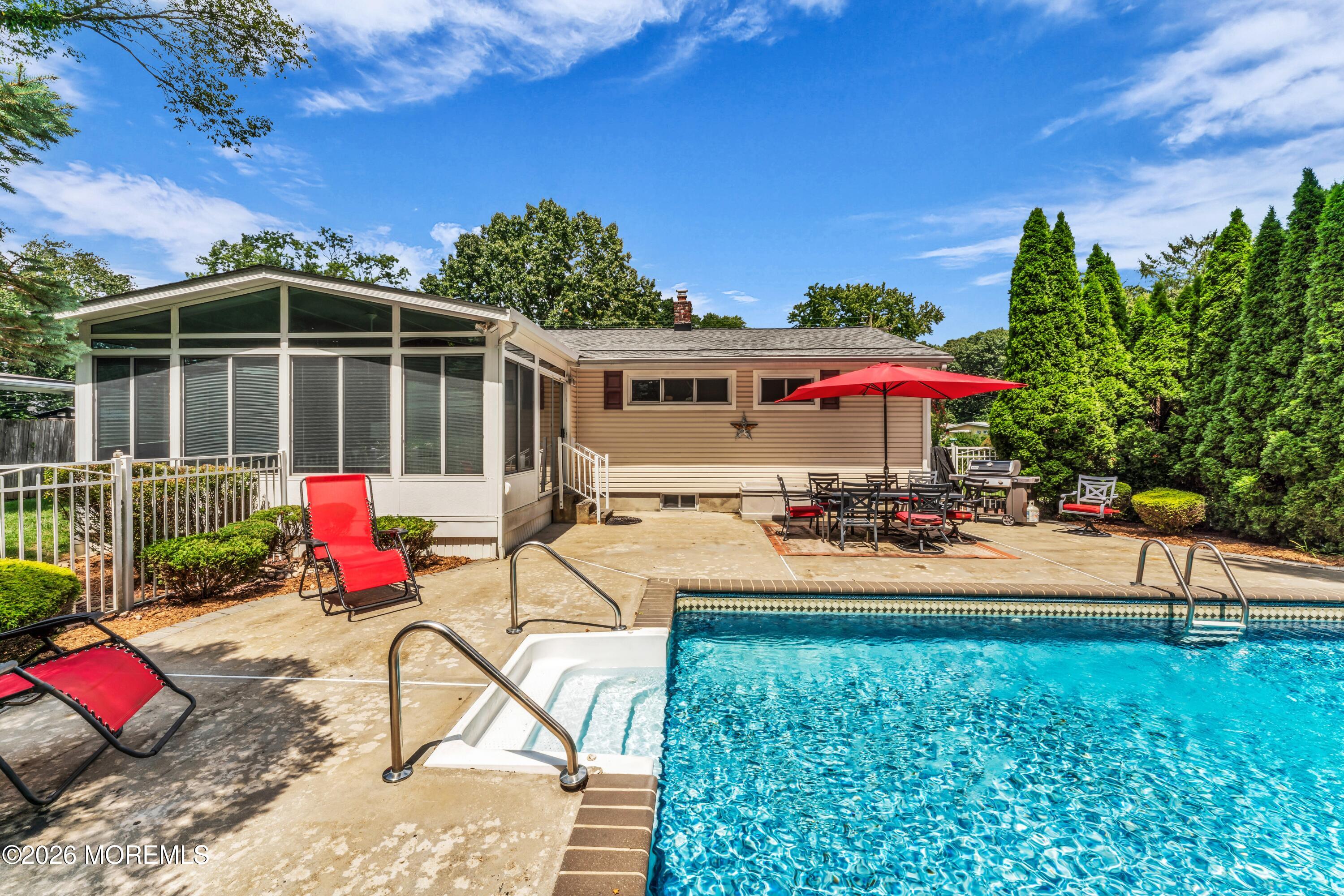 154 Parkview Terrace Lincroft NJ 07738