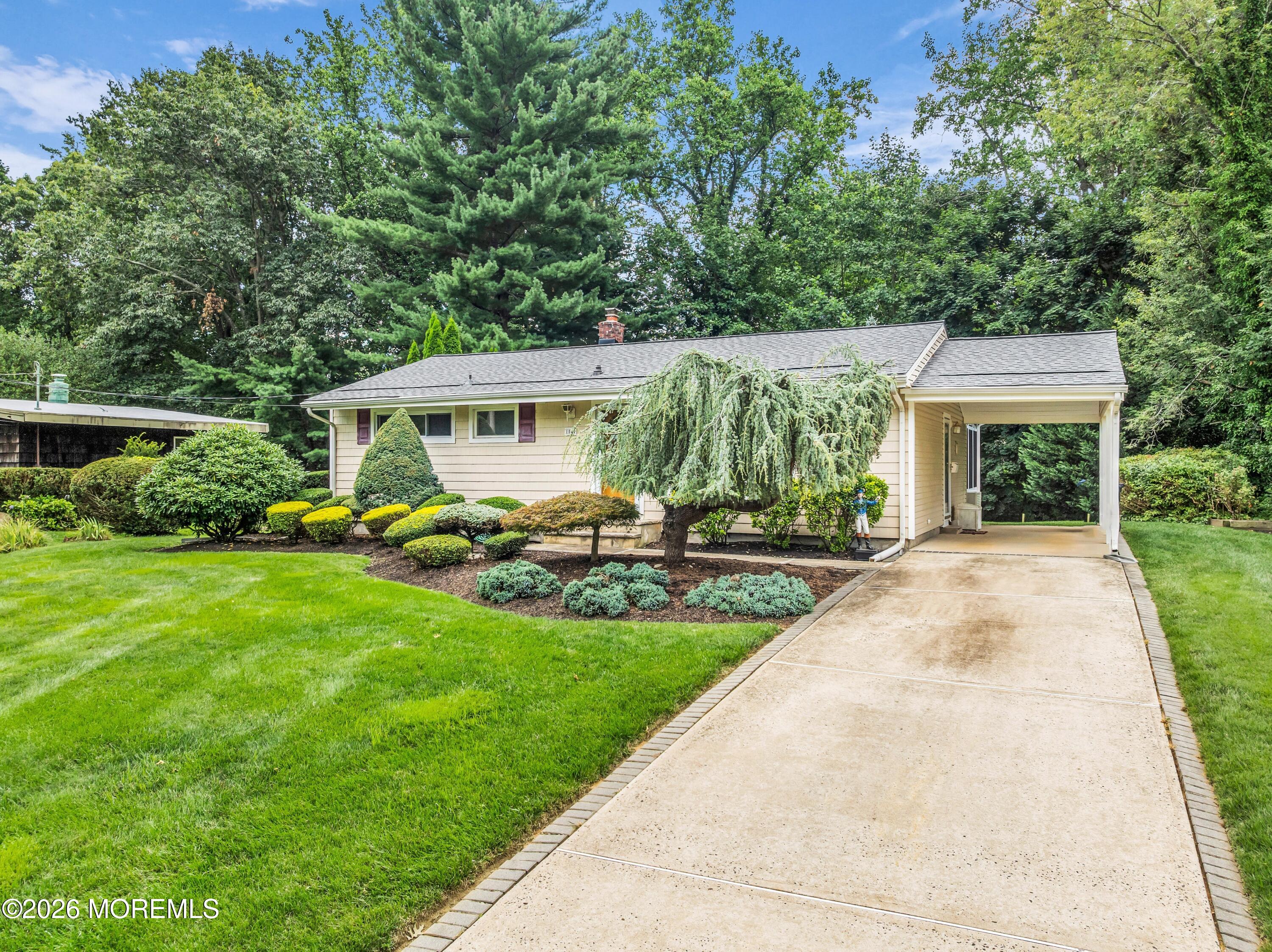 154 Parkview Terrace Lincroft NJ 07738