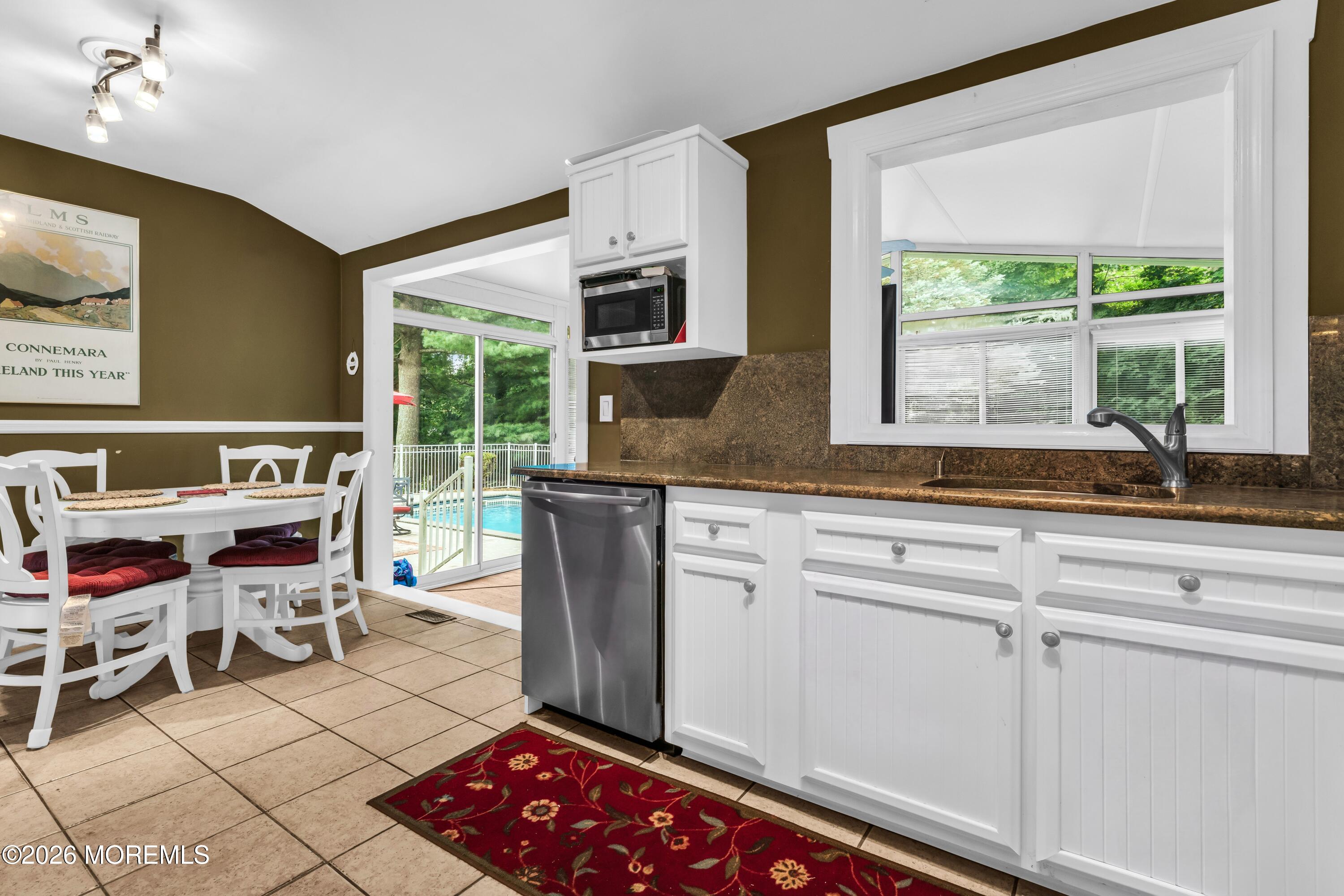 154 Parkview Terrace Lincroft NJ 07738
