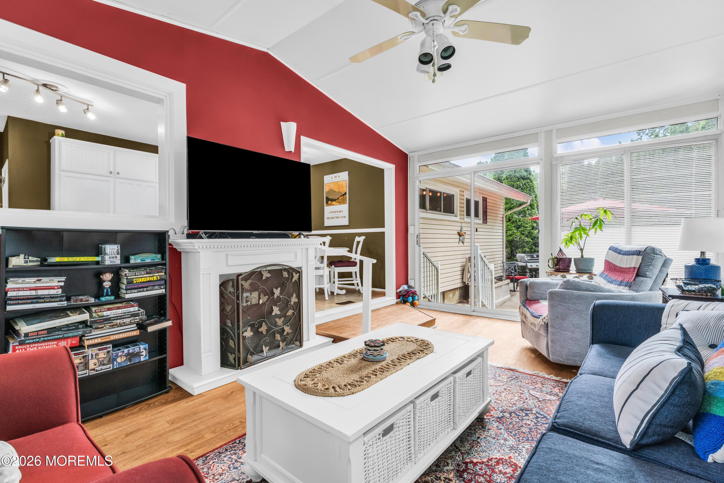 154 Parkview Terrace Lincroft NJ 07738