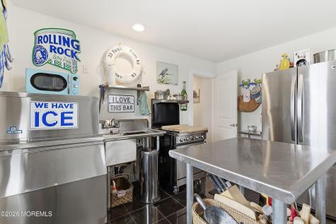 33 Sands Point Road Waretown NJ 08758
