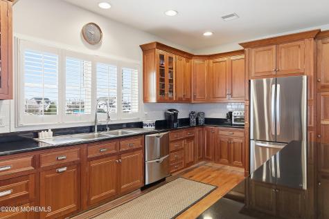 33 Sands Point Road Waretown NJ 08758