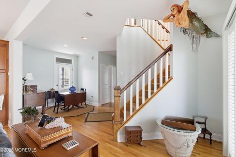 33 Sands Point Road Waretown NJ 08758