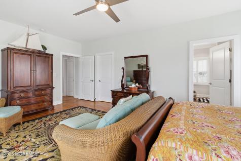 33 Sands Point Road Waretown NJ 08758