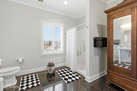 33 Sands Point Road Waretown NJ 08758