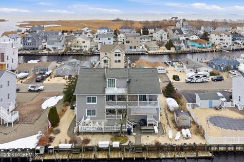 33 Sands Point Road Waretown NJ 08758