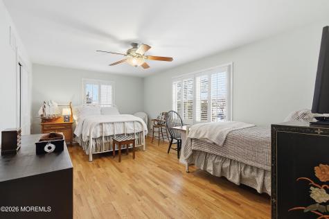 33 Sands Point Road Waretown NJ 08758