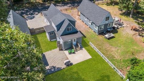 375 E Barnegat Avenue Bayville NJ 08721